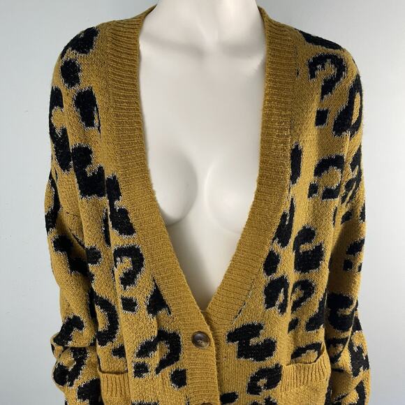 J.O.A. Leopard Print Oversized Cardigan Sweater - Small Gold Black Leopard Print - Picture 3 of 10